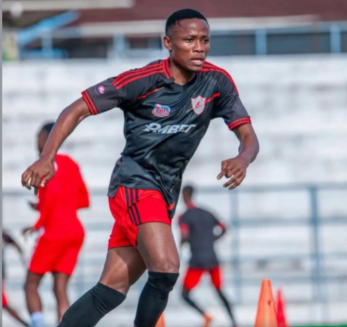 Simba Yamnasa Bakari Msimu Kutoka Coastal Union